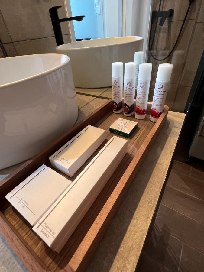 The Nook Suite Ermoupoli Ngoại thất bức ảnh